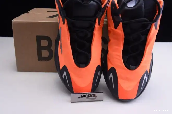 Orange FV3258 MNVN Boost 700 Yeezy Adidas 0513